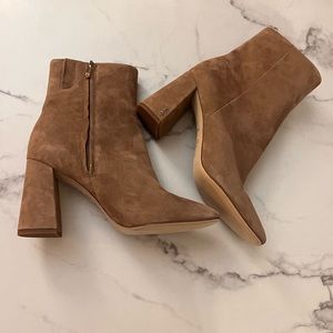 Sam Edelman IRIE SQUARE TOE ANKLE BOOTIE